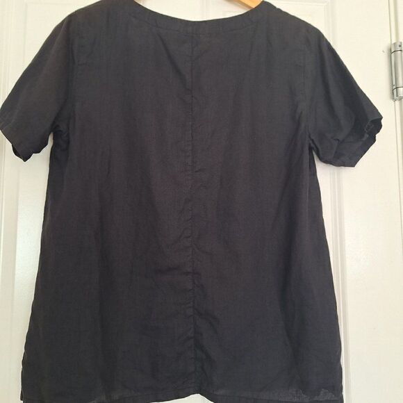 MED black 100% linen Top with embroidery size M - Picture 2 of 7